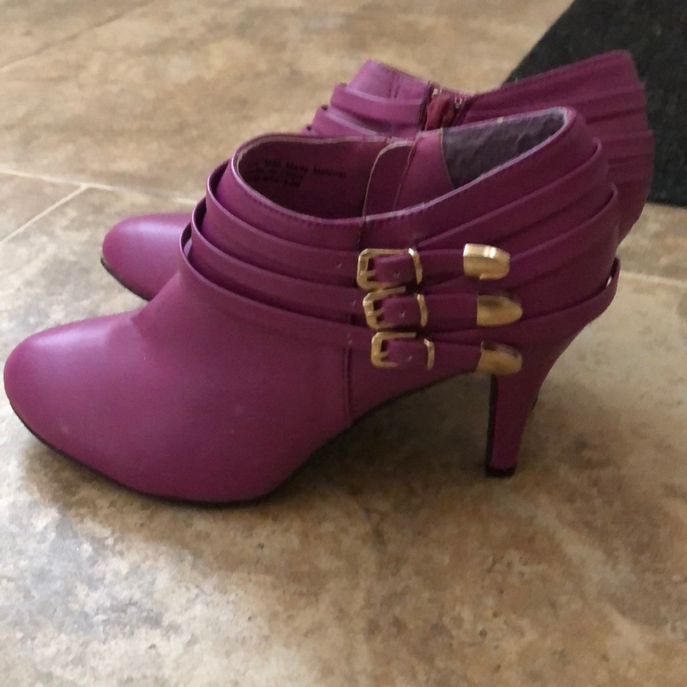 Magenta buckle booties 8